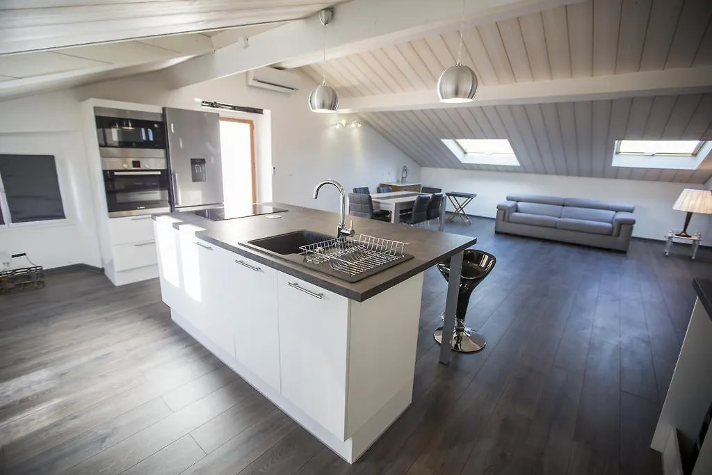 Sherlock Loft By Connexion Cannes France