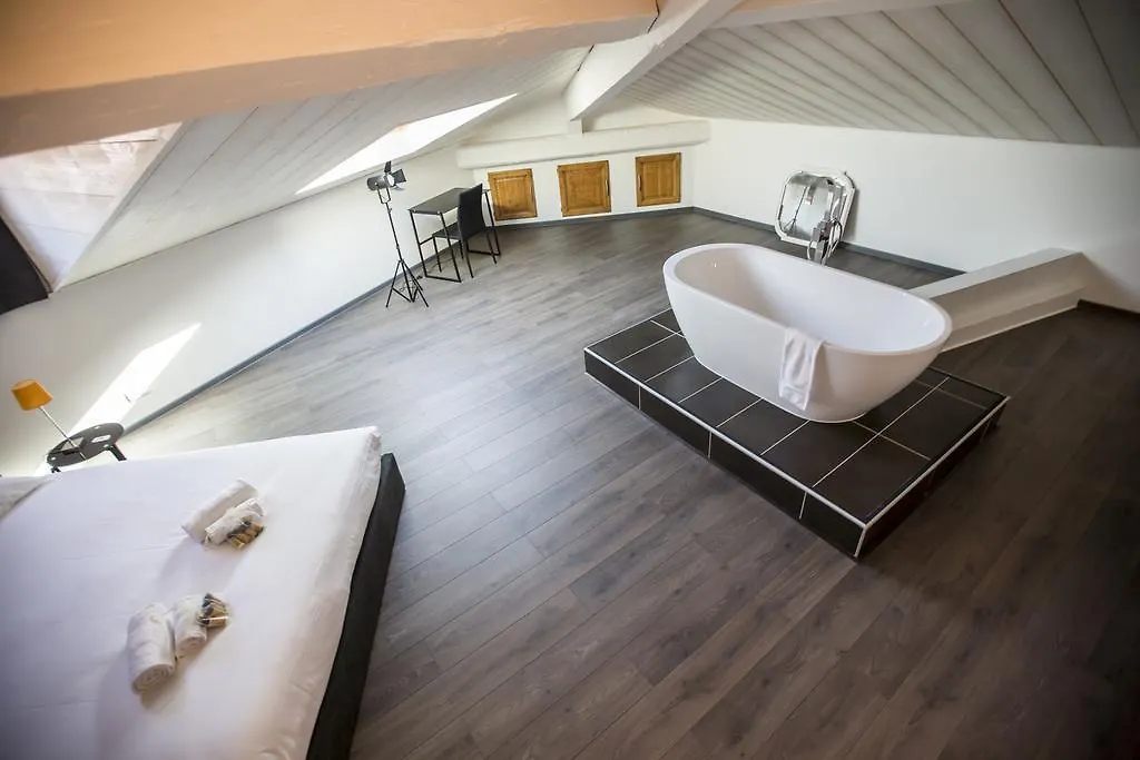 Apartment Sherlock Loft By Connexion Cannes France